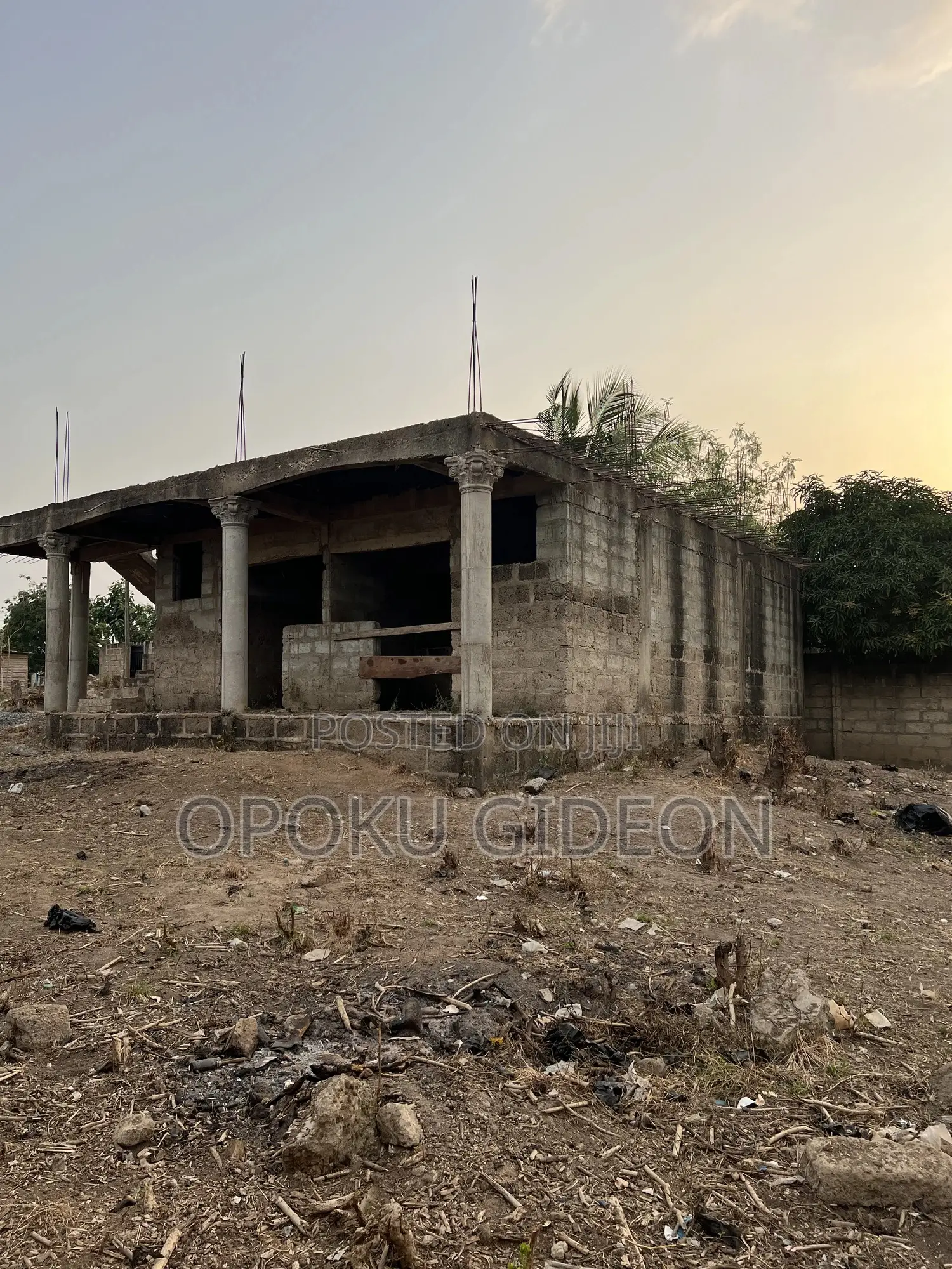 2 Bedrooms Uncompleted for Sale