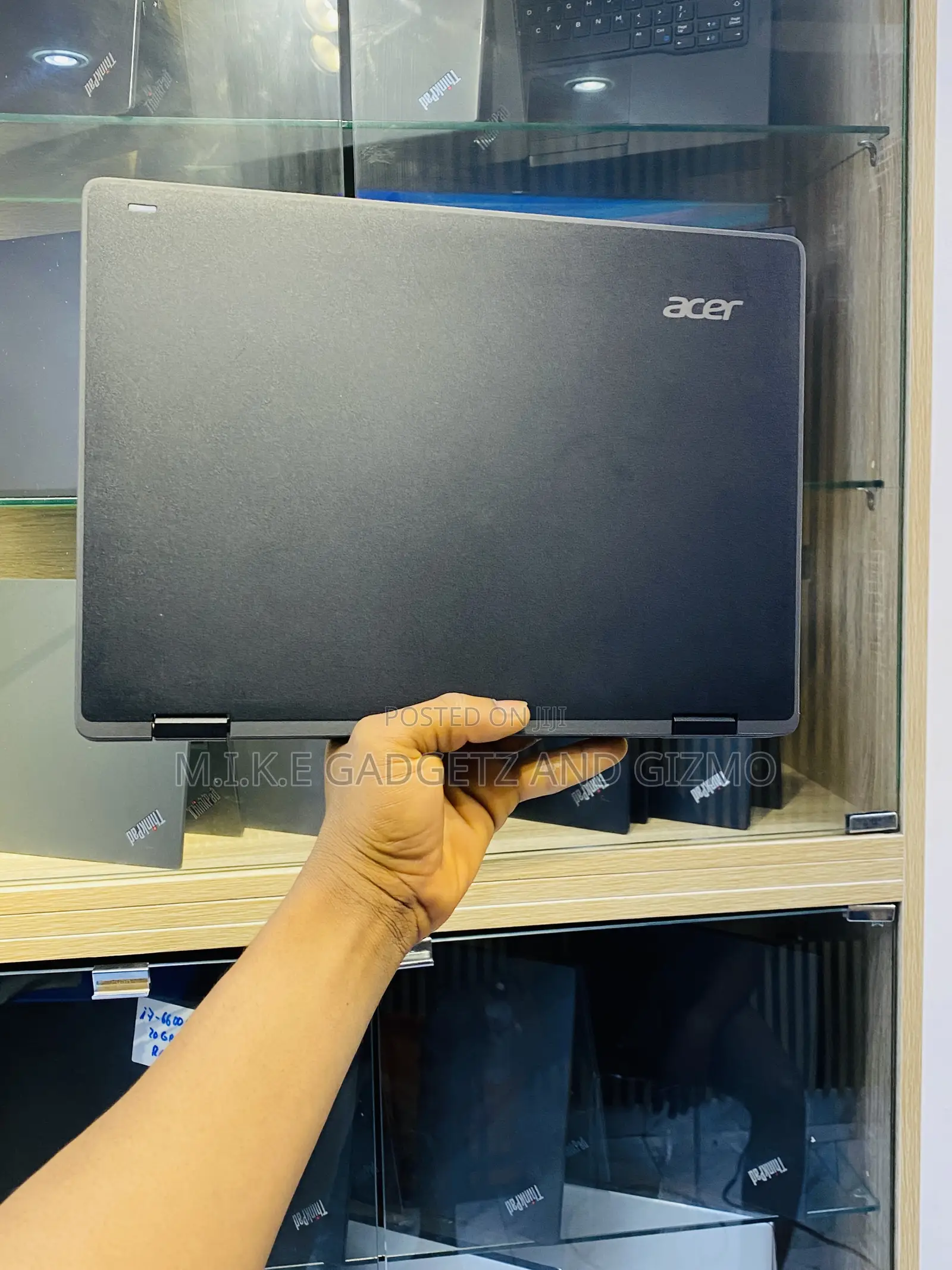 Laptop Acer TravelMate Spin B1 4GB Intel Celeron SSD 640GB