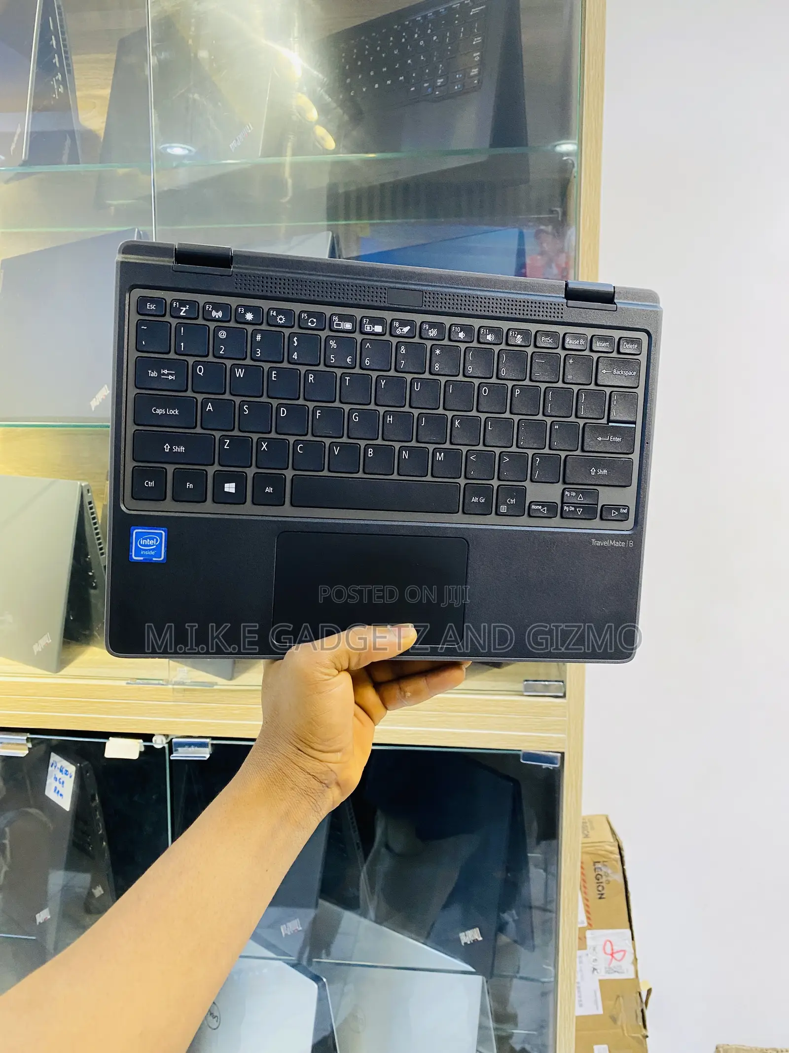 Laptop Acer TravelMate Spin B1 4GB Intel Celeron SSD 640GB