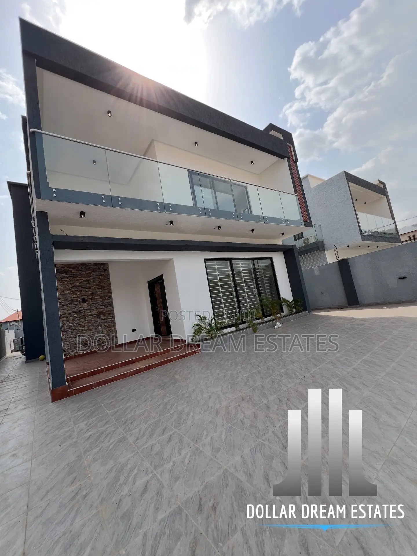 4bdrm House in Oyarifa for sale