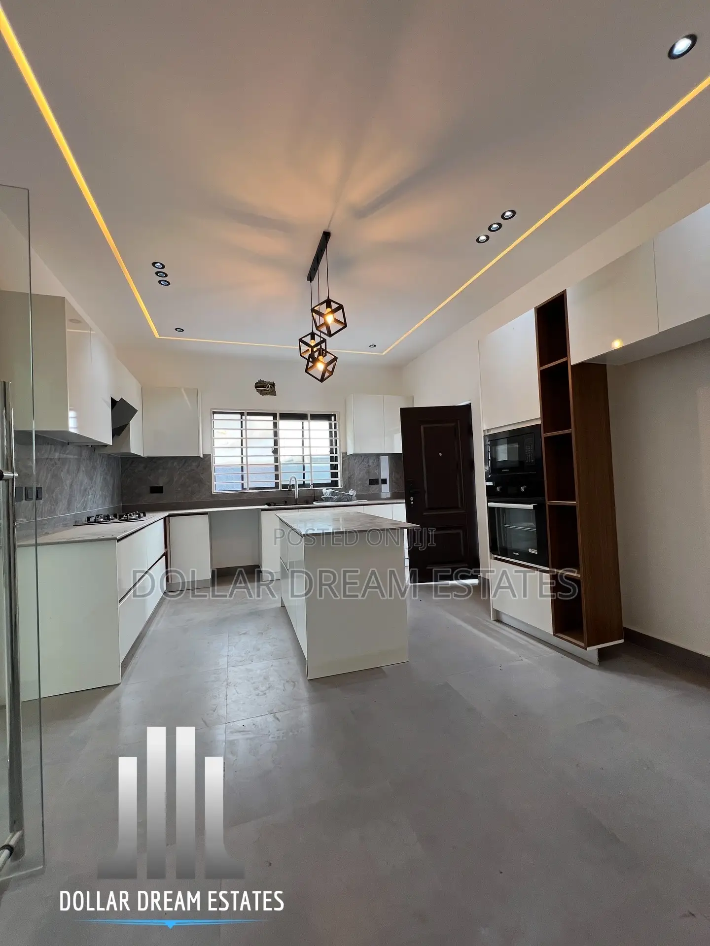 4bdrm House in Oyarifa for sale