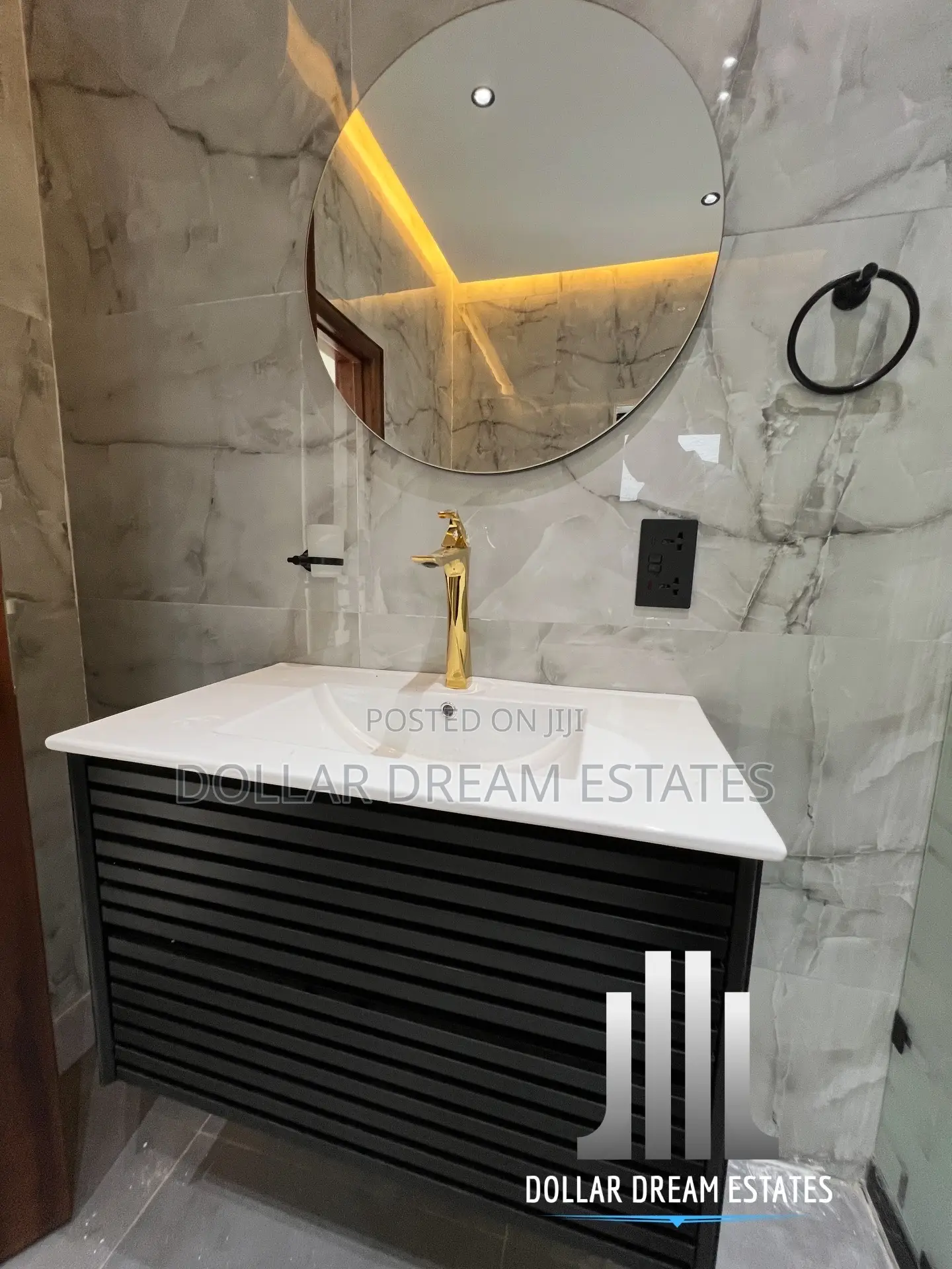 4bdrm House in Oyarifa for sale
