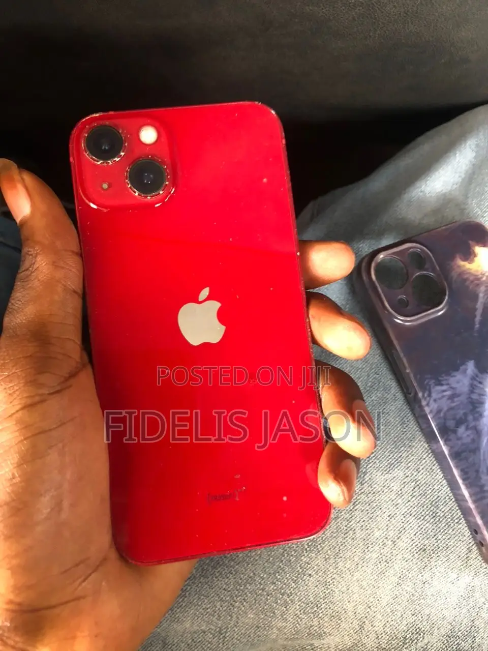 Apple iPhone 13 128 GB Red