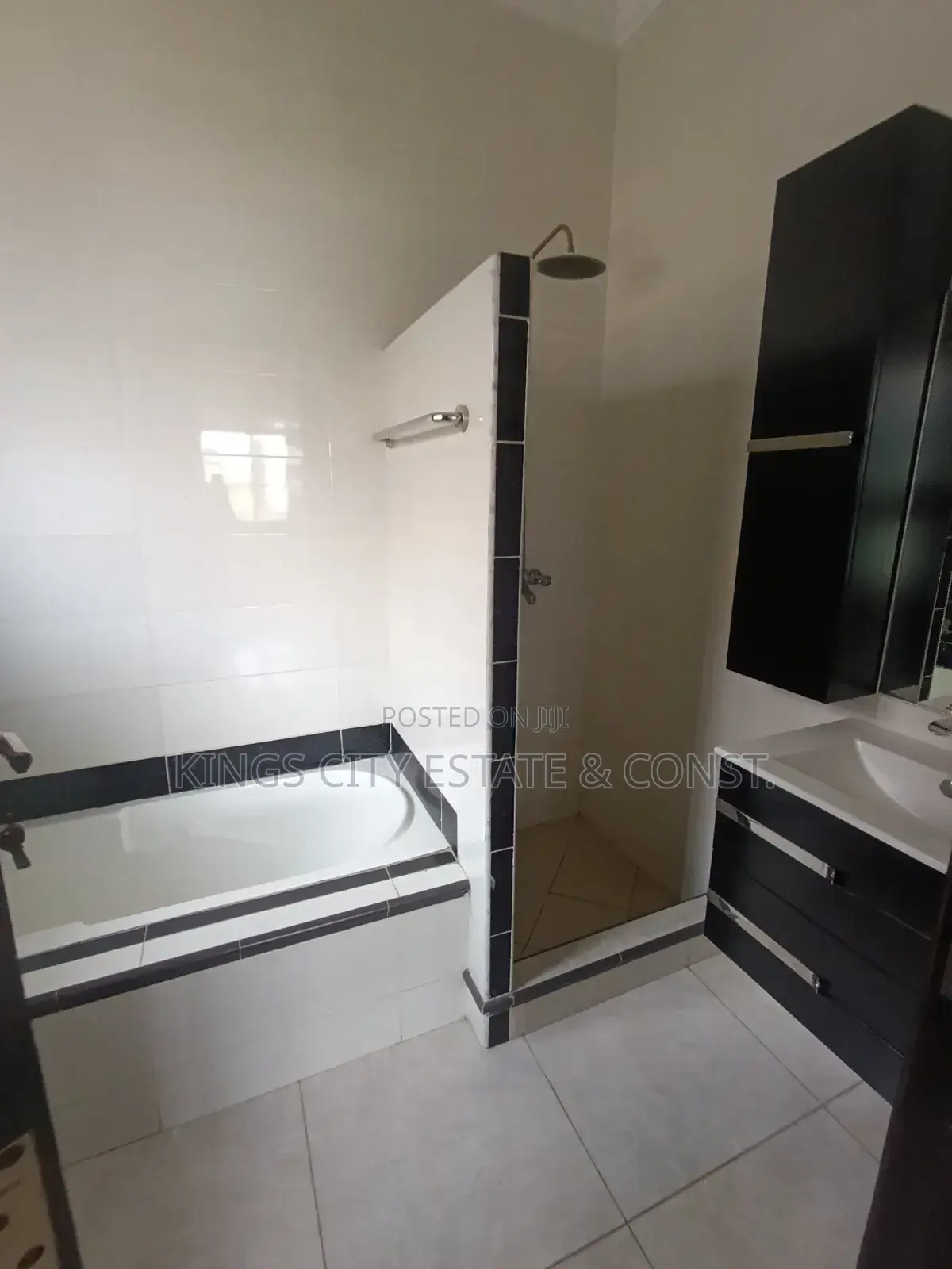 4bdrm House in Wealthy-City-Estate, Dome for rent