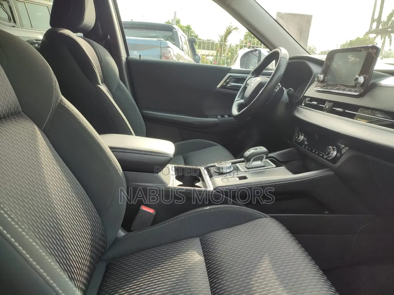 Mitsubishi Outlander SE 2022 Silver