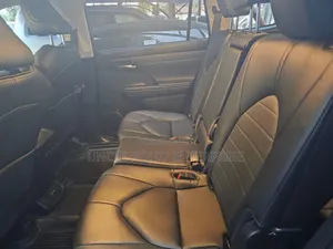 Toyota Highlander Platinum FWD 2023 Black