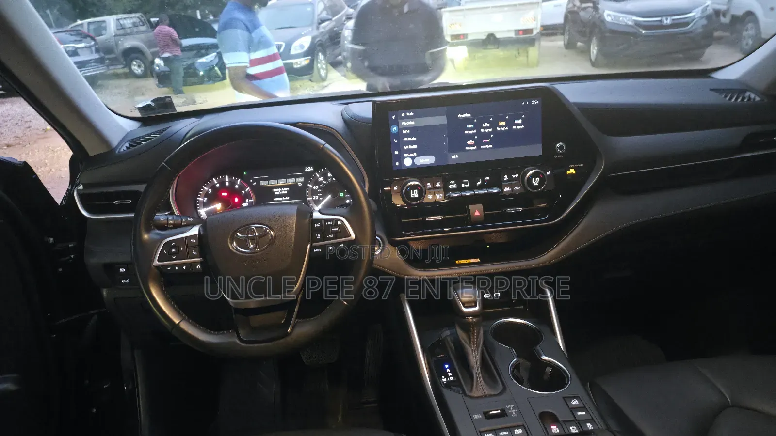 Toyota Highlander Platinum FWD 2023 Black