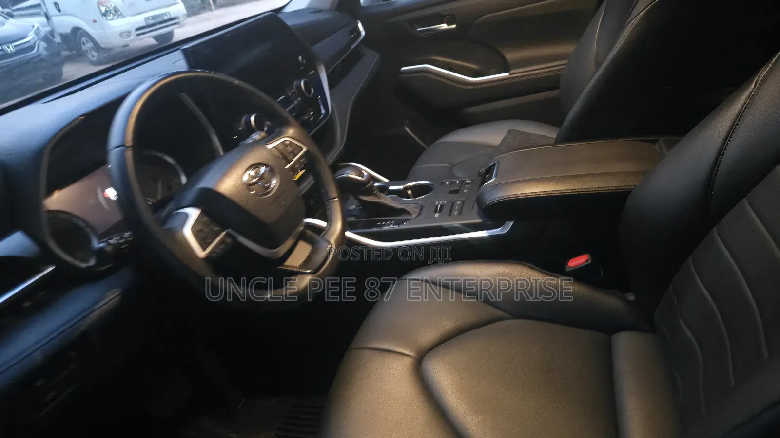 Toyota Highlander Platinum FWD 2023 Black