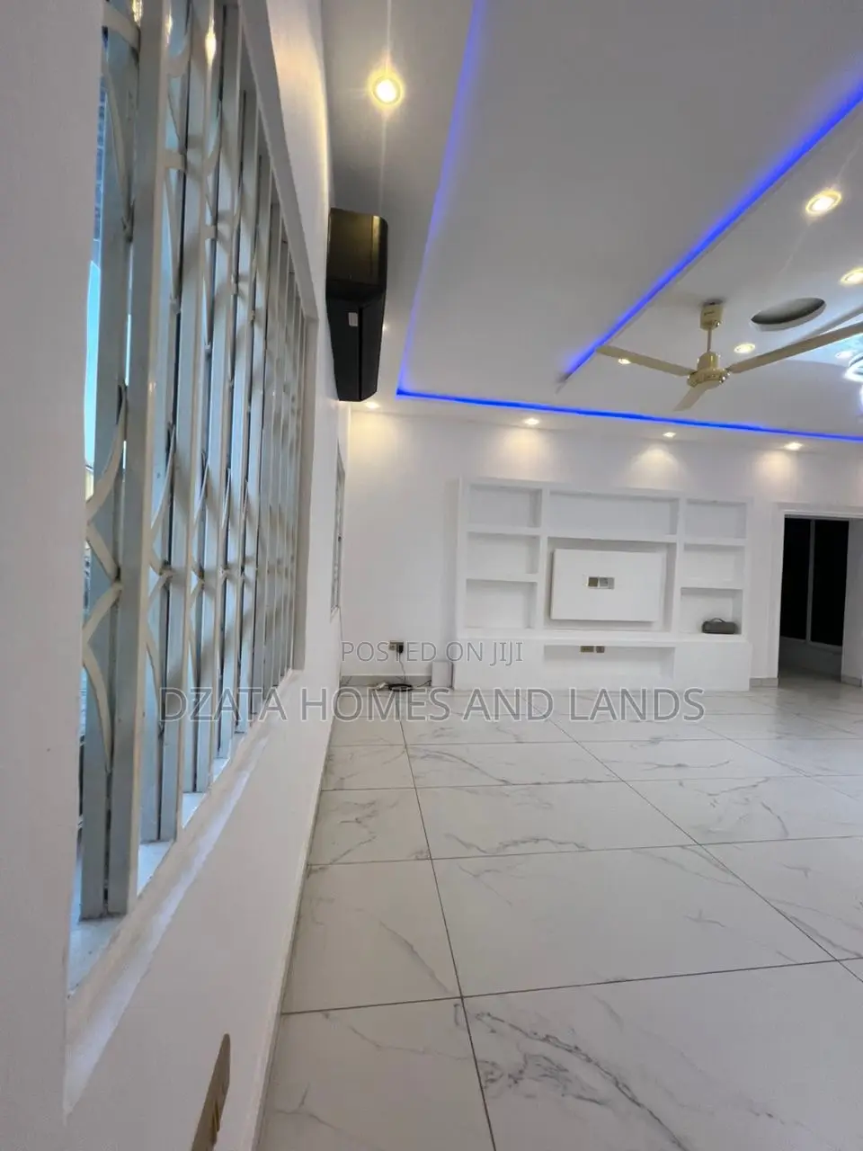 3bdrm Apartment in Zenith Bank, Spintex for rent