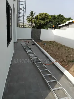 Furnished 6bdrm Mansion in B2 Properties Agency, Kumasi Metropolitan