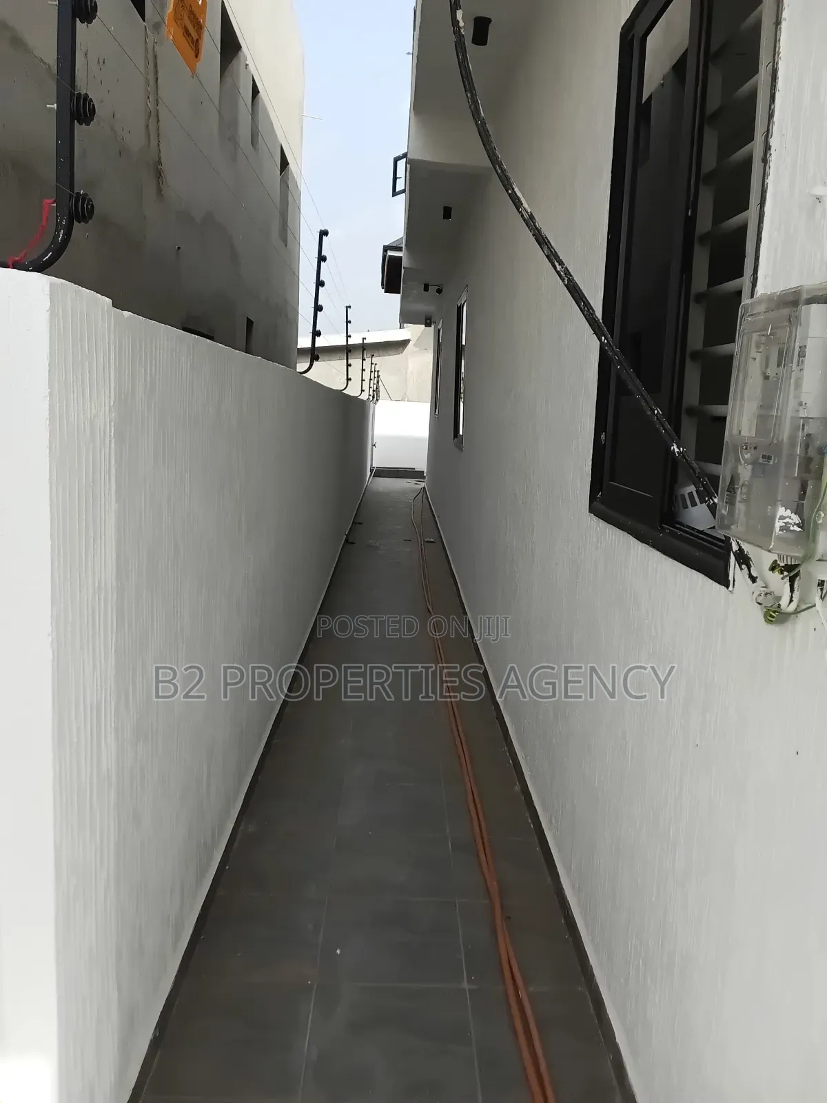 Furnished 6bdrm Mansion in B2 Properties Agency, Kumasi Metropolitan