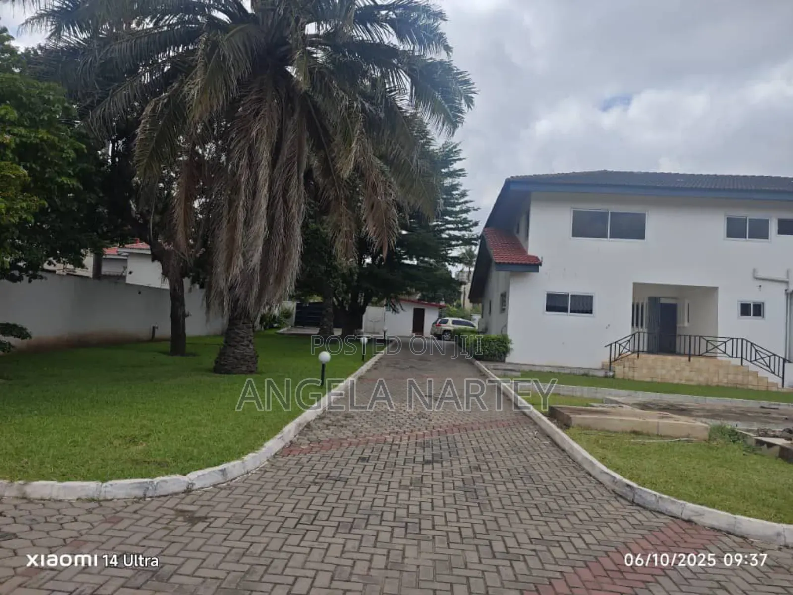 10bdrm House in Airport Residential for rent