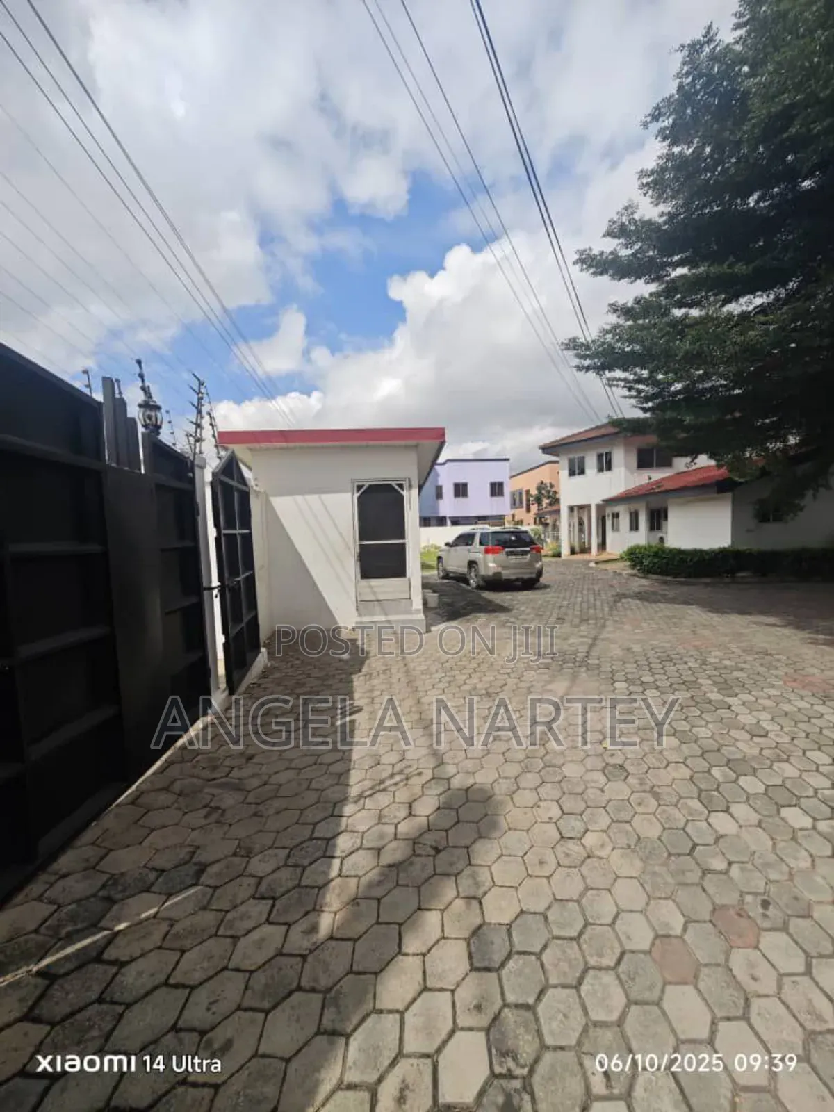 10bdrm House in Airport Residential for rent