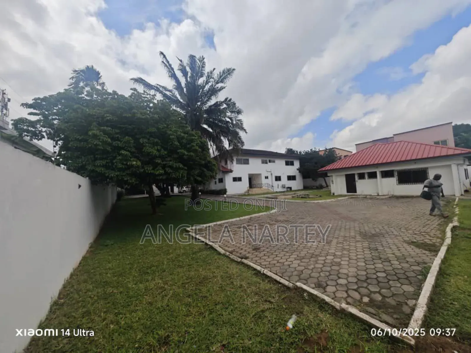 10bdrm House in Airport Residential for rent