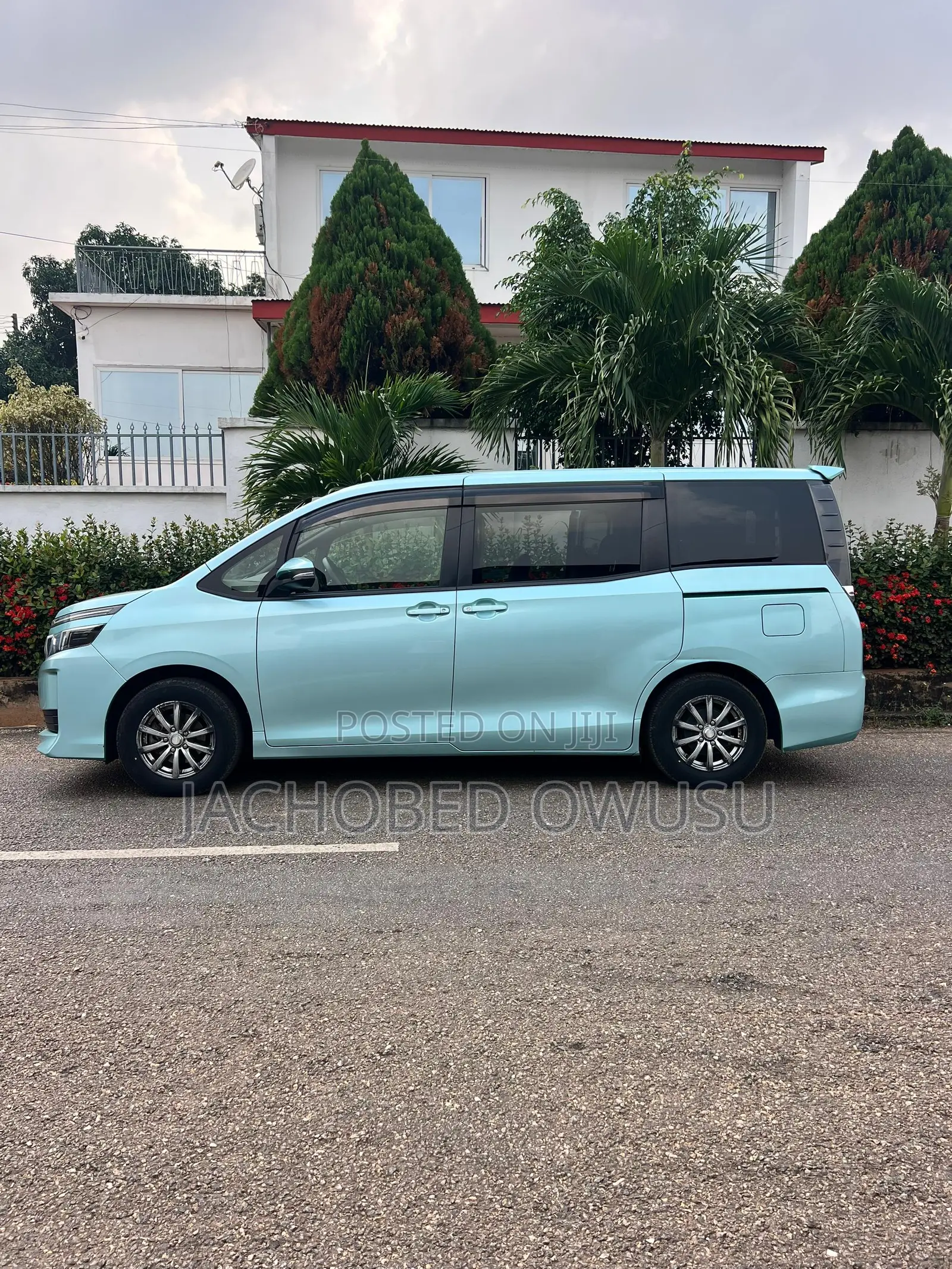 Toyota Voxy SV Premium 2014 Green