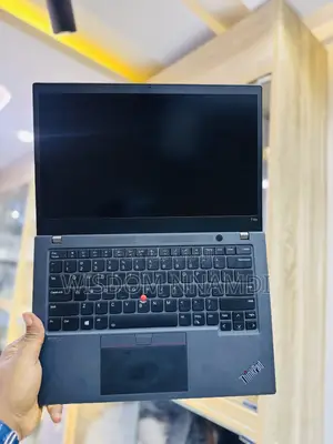 Laptop Lenovo Thinkpad T14s Gen 2 16GB AMD Ryzen 5 SSD 512GB
