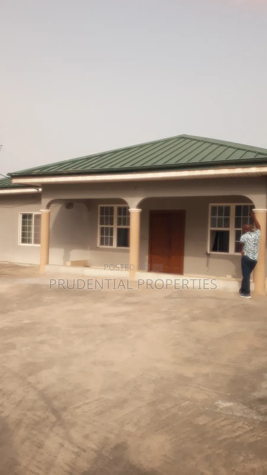 4bdrm House in Stadium Area for rent