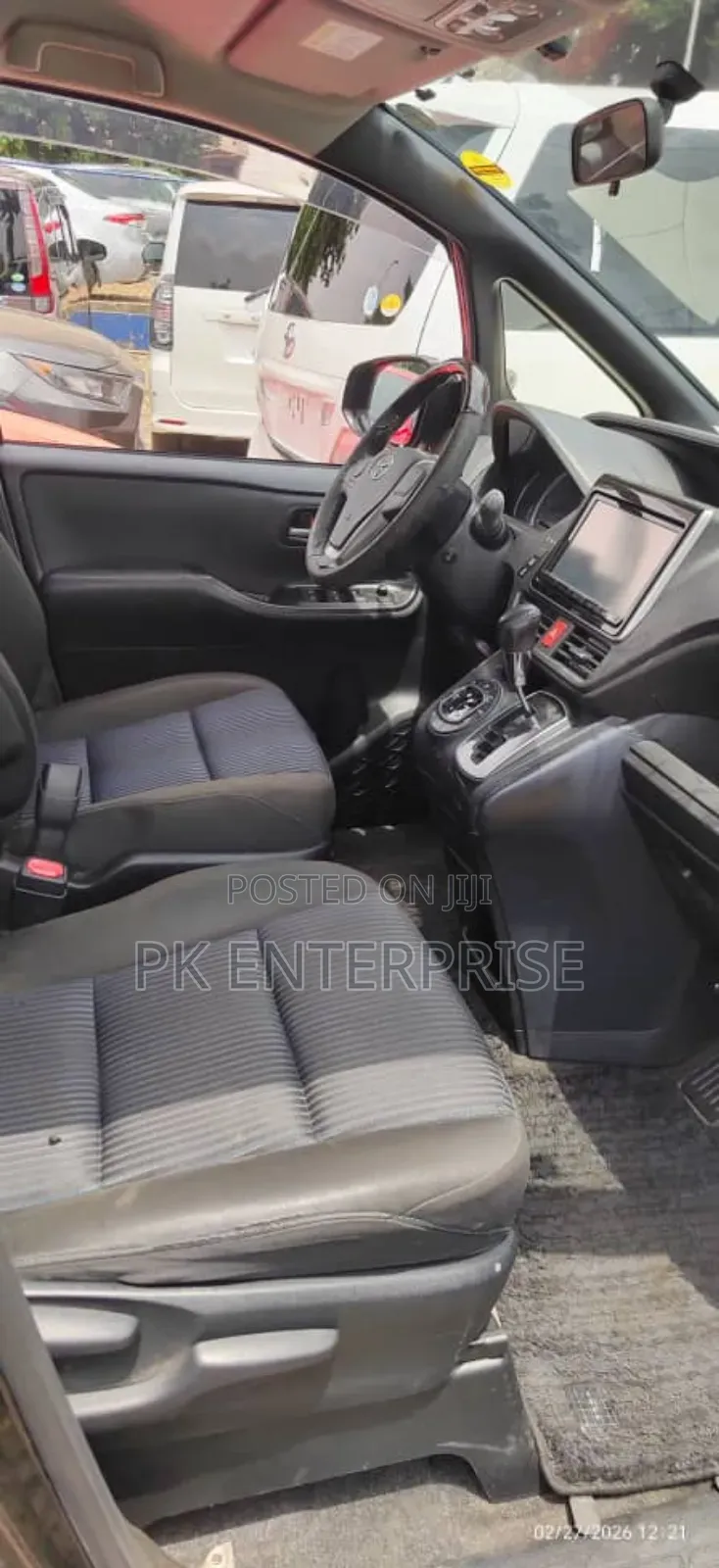 Toyota Voxy 2015 Black