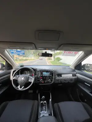 Mitsubishi Outlander 2017 Black