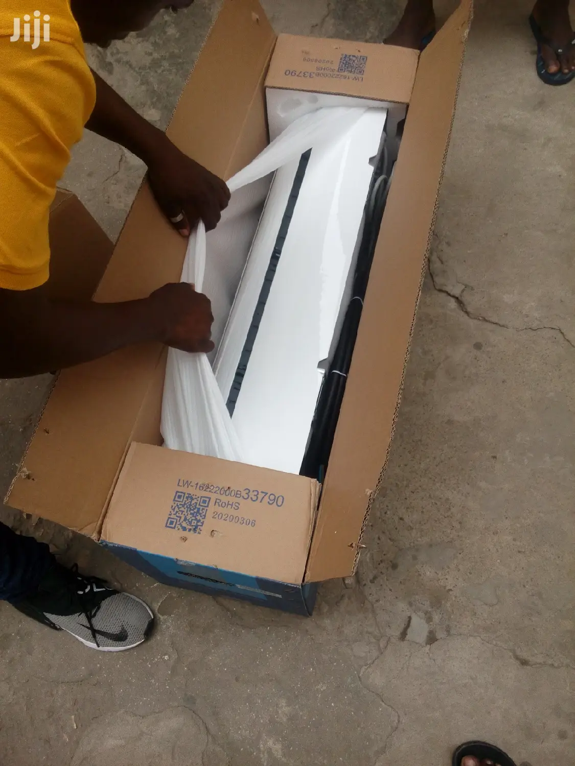 Midea 2.5hp +Split Air Conditioner +_14M