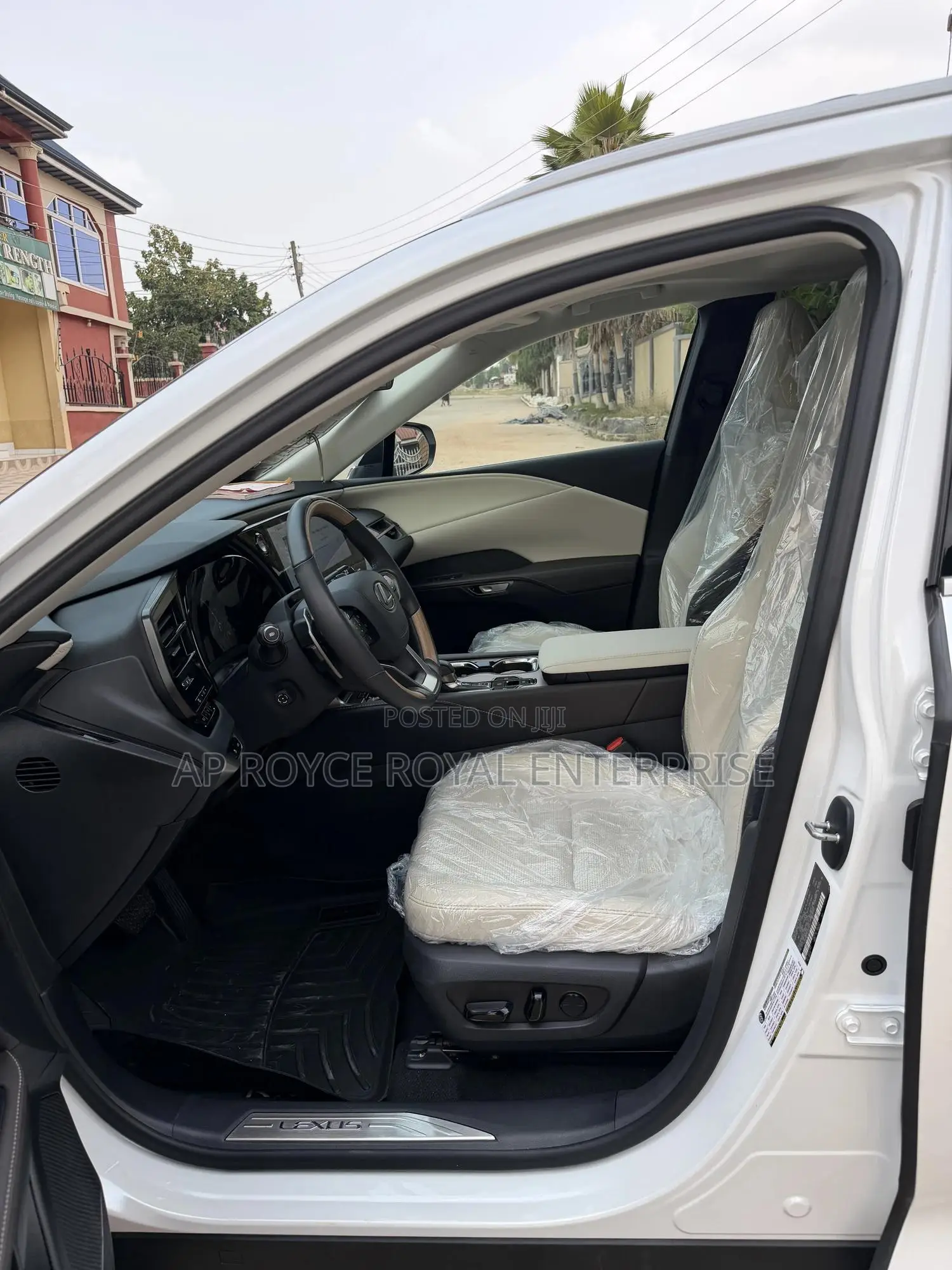 Lexus RX 350h Premium AWD 2025 White