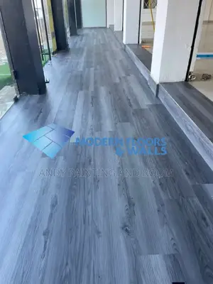 Vinyl Flooring Professional