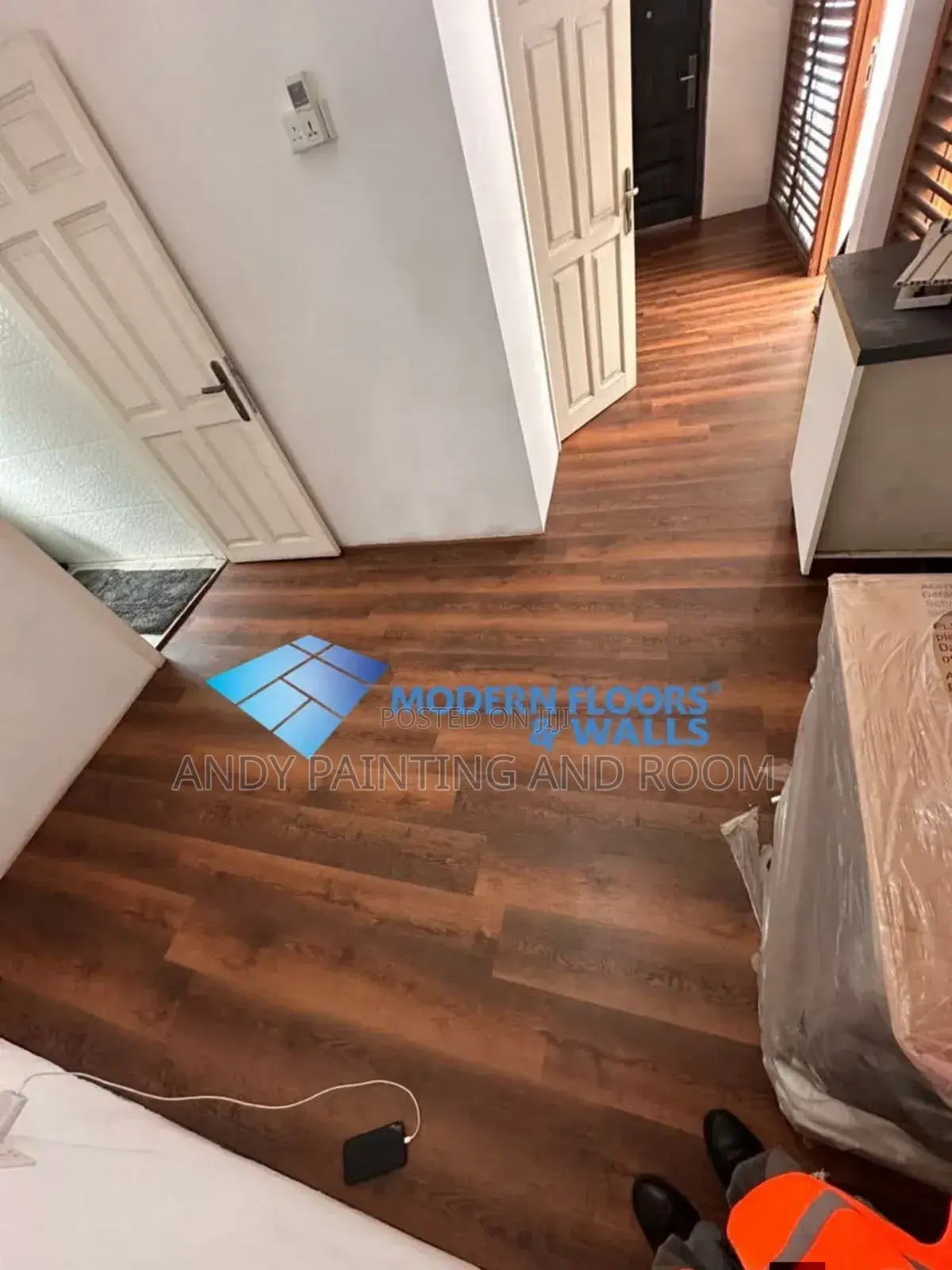 Experience Vinyl Tiler
