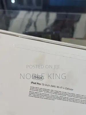 New Apple iPad Pro 13 (2024) 256 GB Black