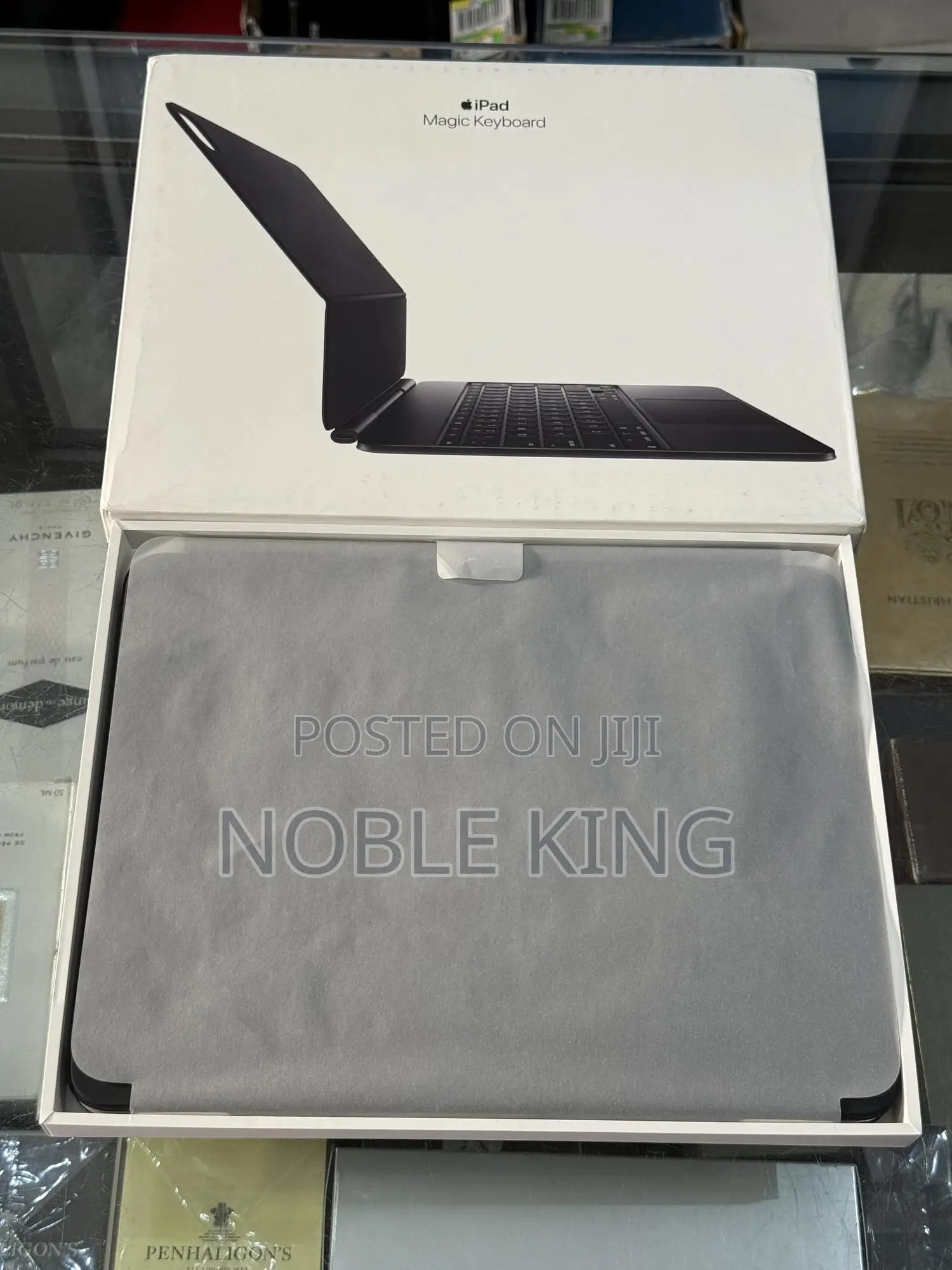 iPad Pro Magic Keyboard 13”-Inch
