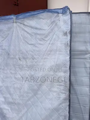 12 Inches Queen Size Home Used Mattresses