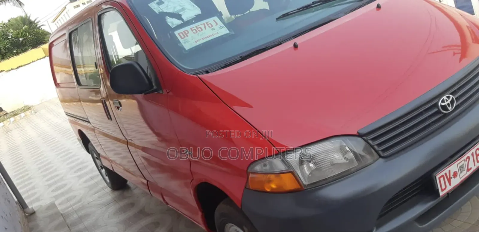 Toyota HiAce 2012 Red