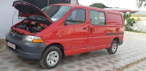 Toyota HiAce 2012 Red