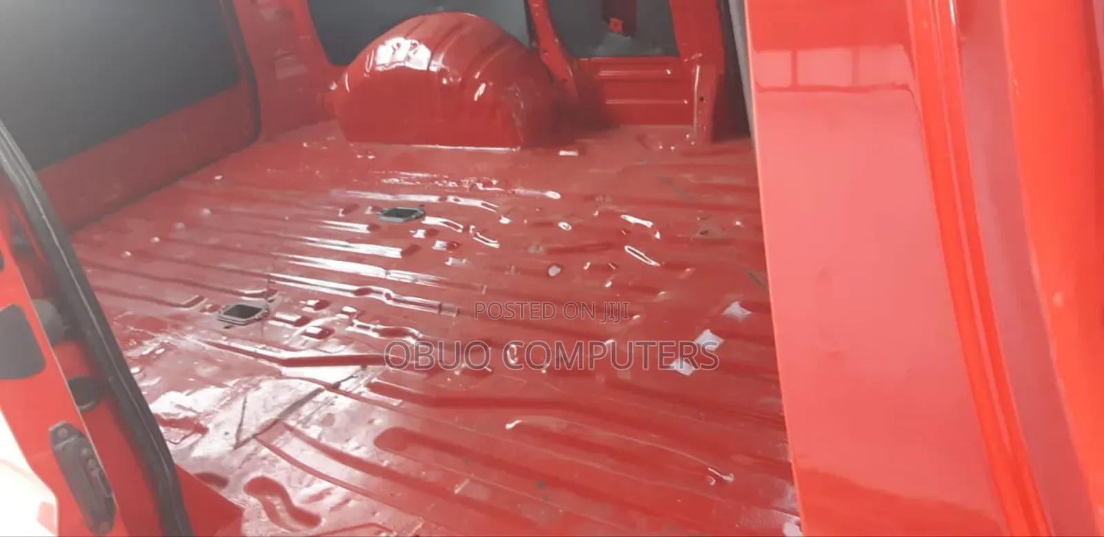 Toyota HiAce 2012 Red
