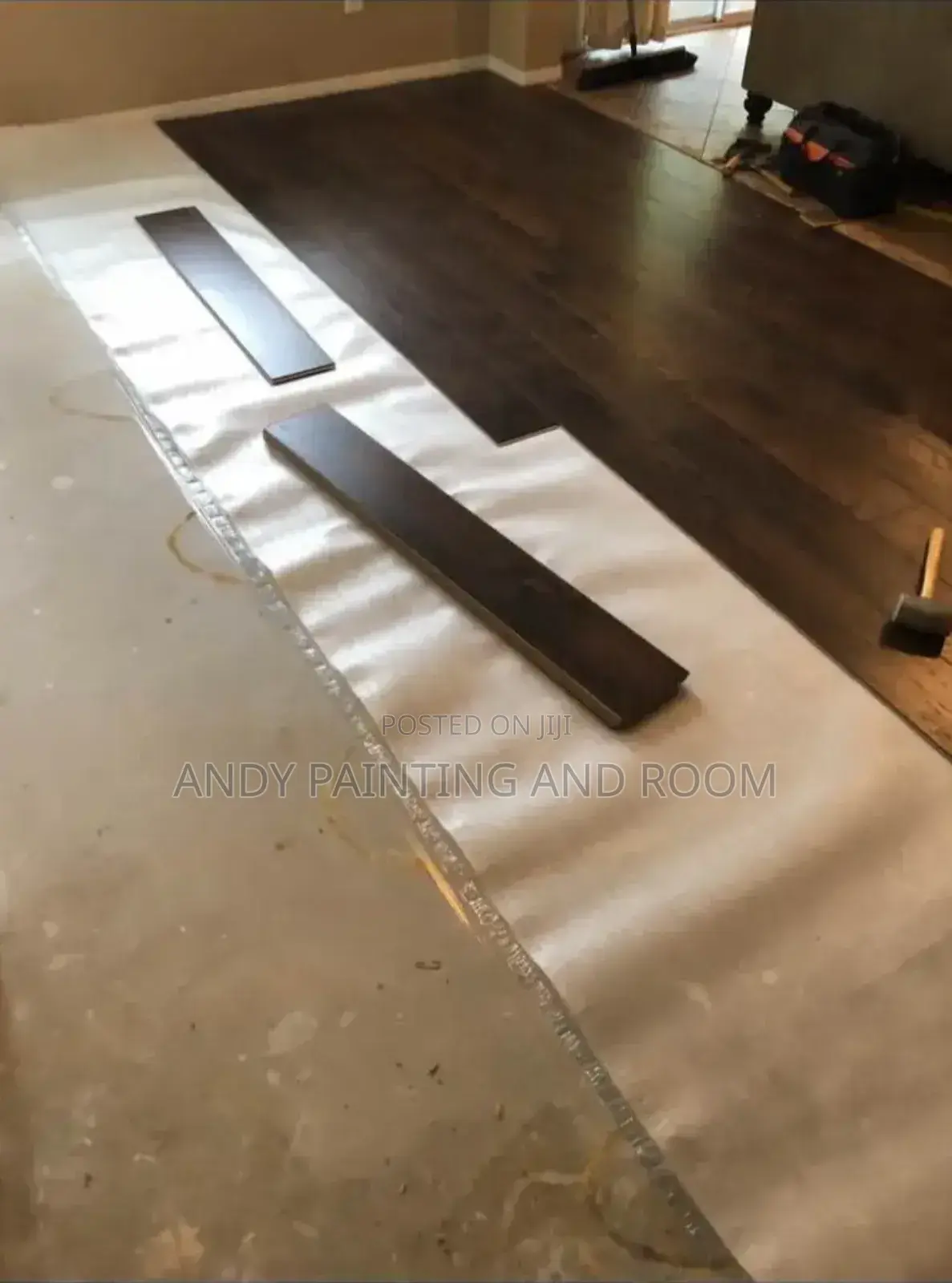 Master of Vinyl Tiles Installation