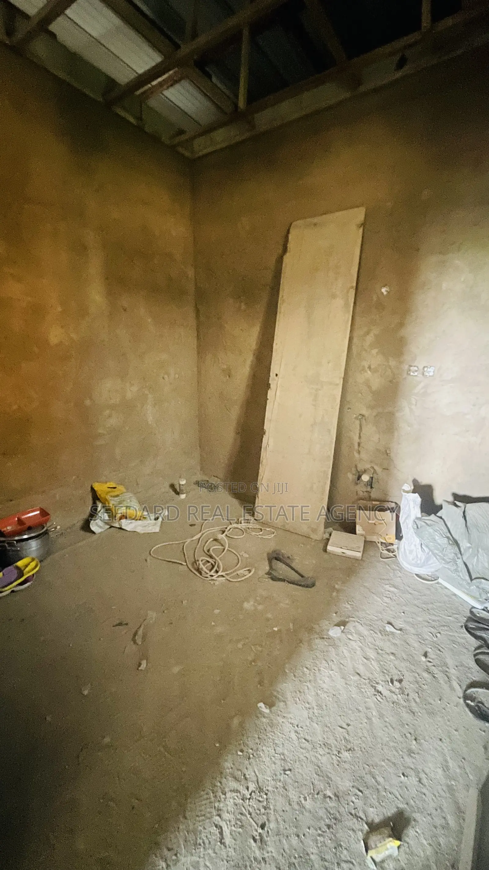 5bdrm Duplex in Pokuase for sale