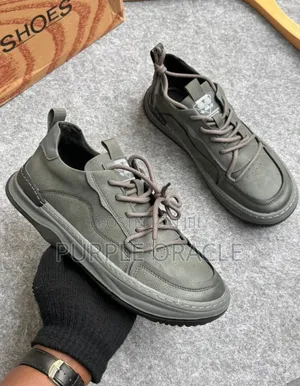 Gray Low-top Casual Shoes