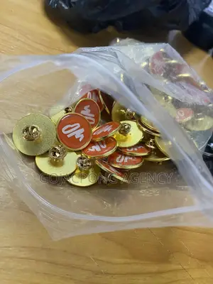 Customized Brooch/ Lapel Pins