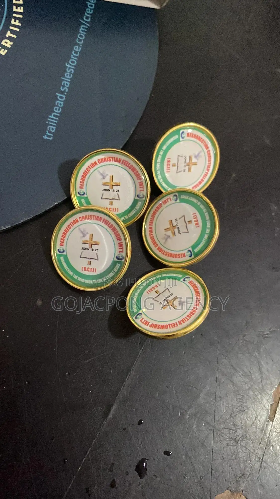 Customized Brooch/ Lapel Pins