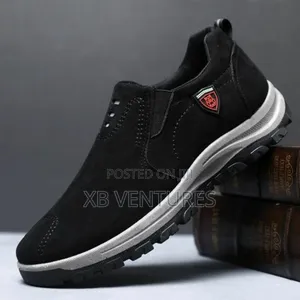 Non-Slip Comfortable
Perfect Men Sneakers/Shoe
