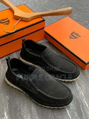 Black Men's Casual Slip-on Loafers