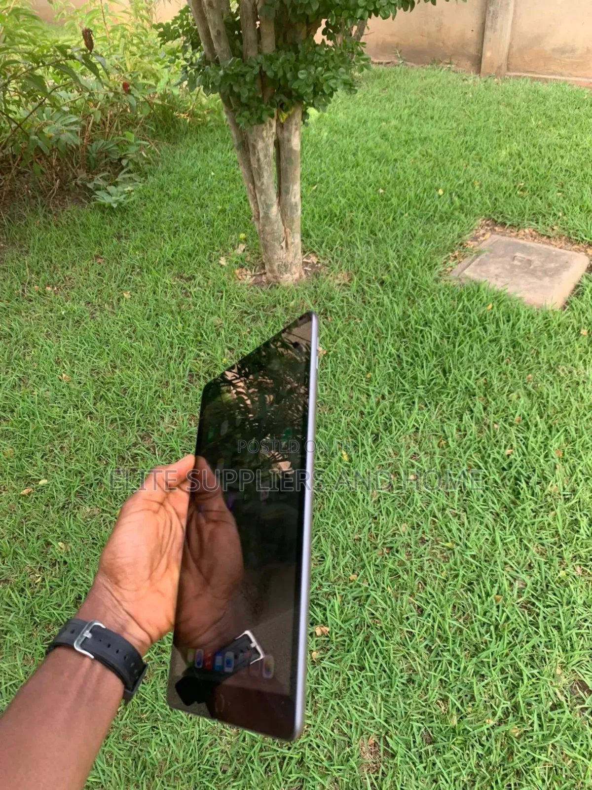 Apple iPad (2022) 32 GB Gray