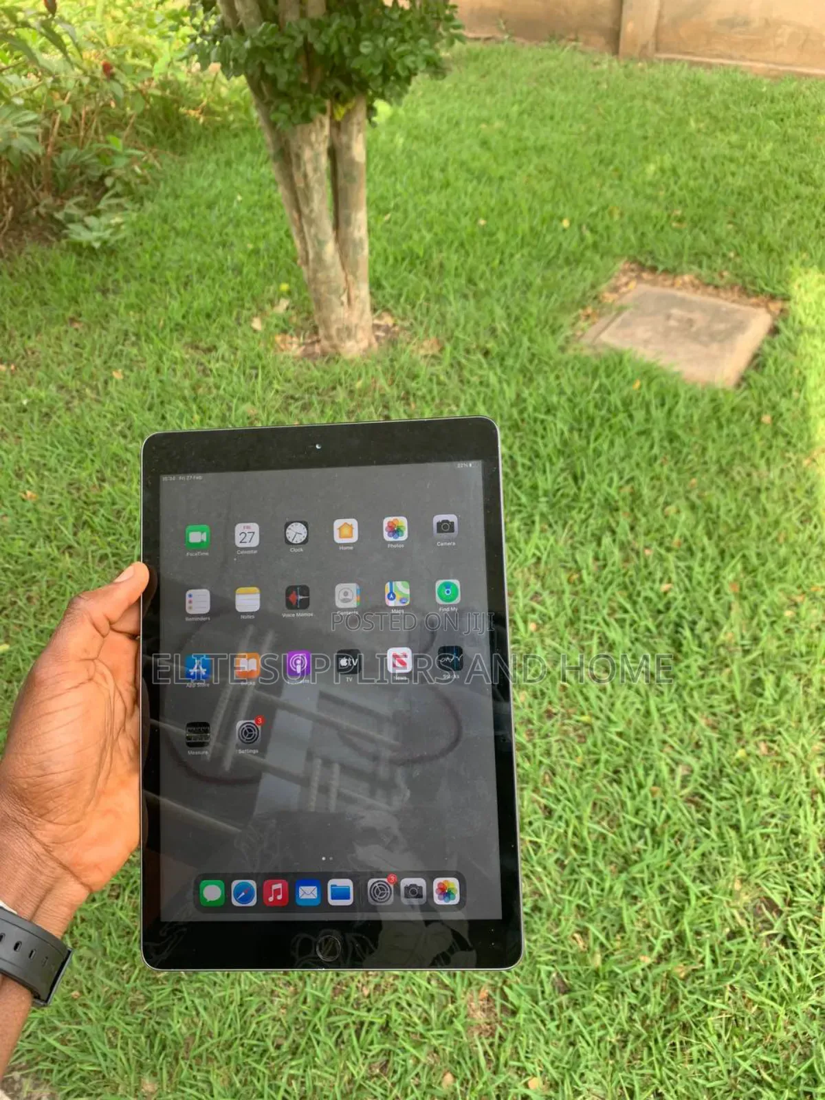 Apple iPad (2022) 32 GB Gray