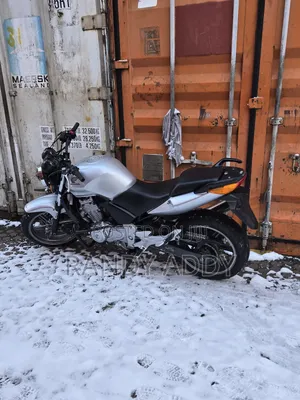 Honda CB 2005 Silver