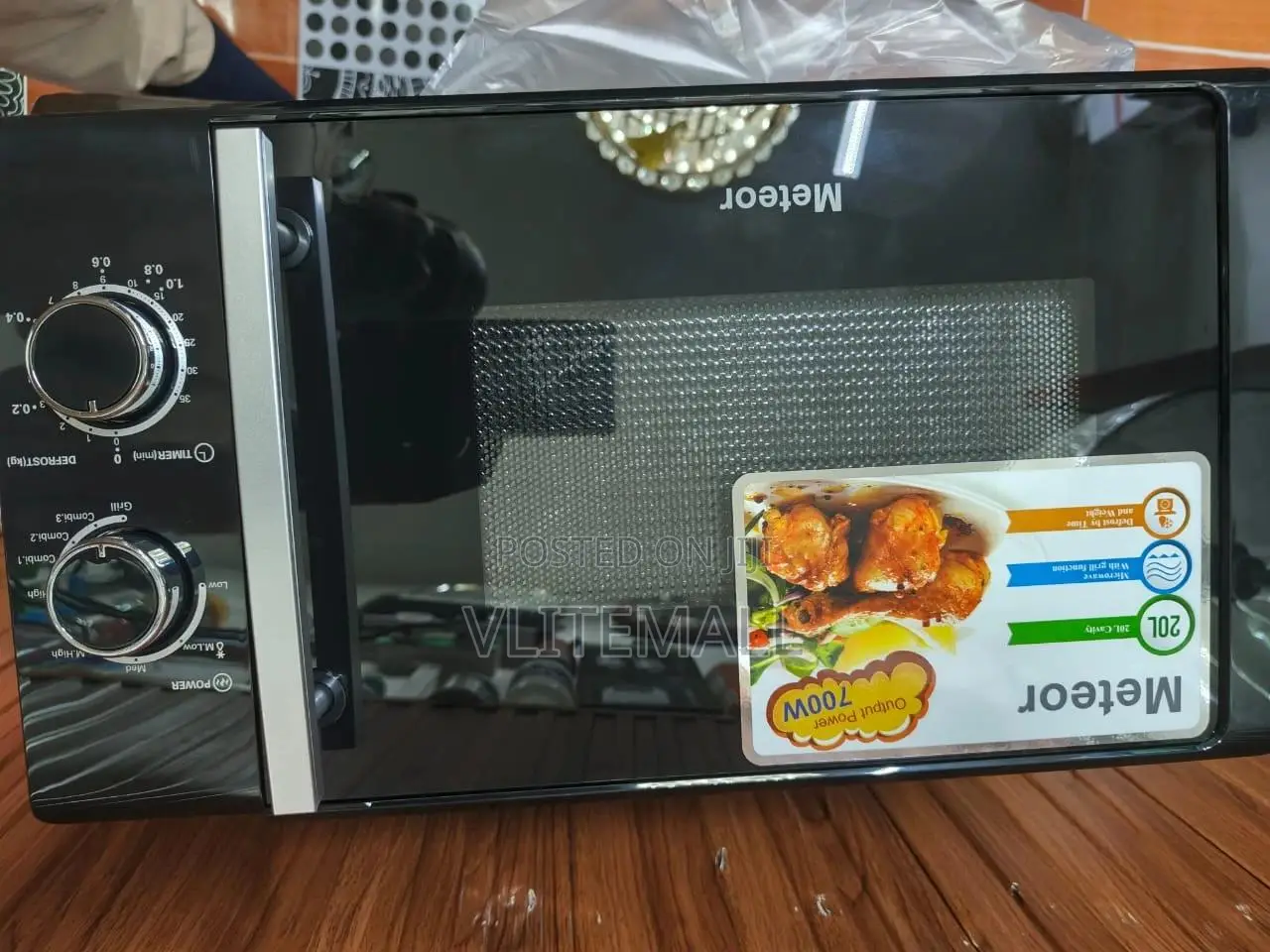Meteor 20l Microwave Oven With A Grill Function