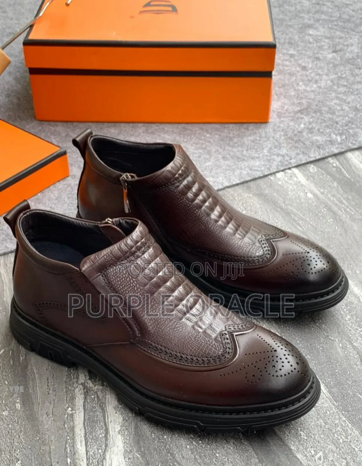 Men's Black Leather Ankle Boots With Double-sided Zipper Closure.