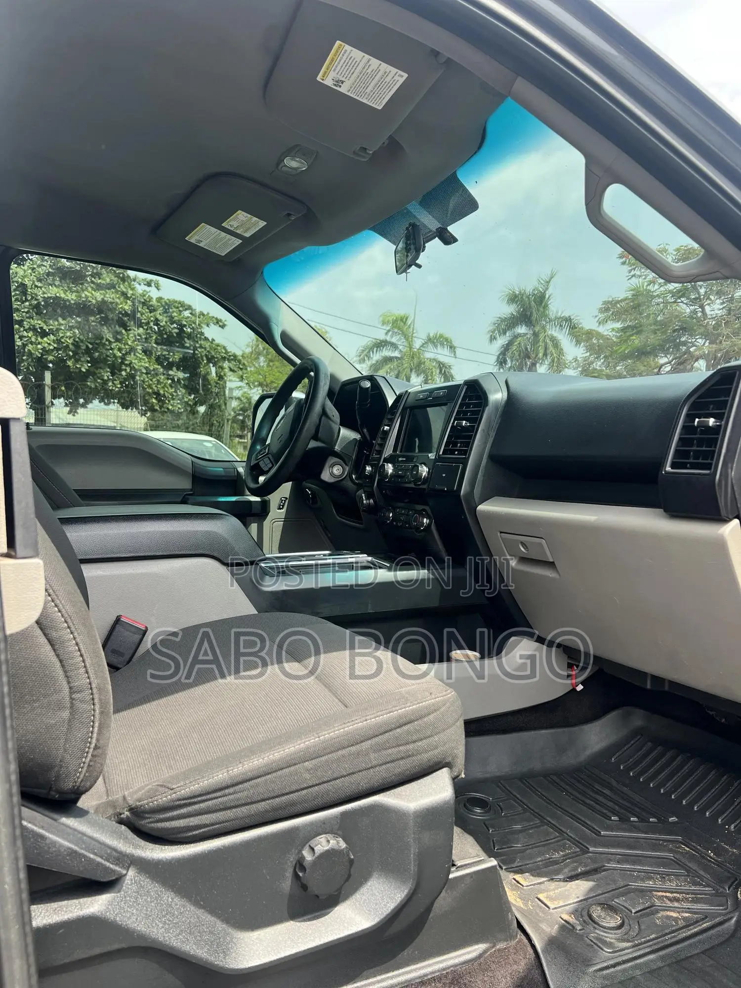 Ford F-150 XL 4x4 SuperCrew Cab Styleside 6.5 ft. box 157 in. WB 2017