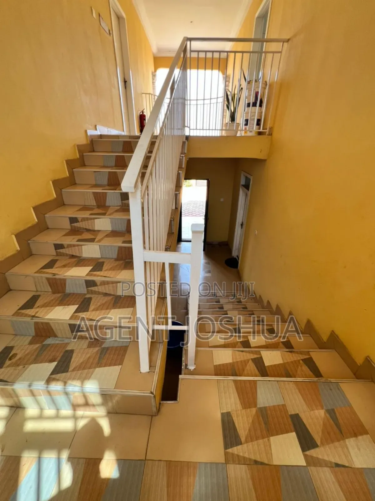 Furnished 2bdrm Apartment in Manet for rent
