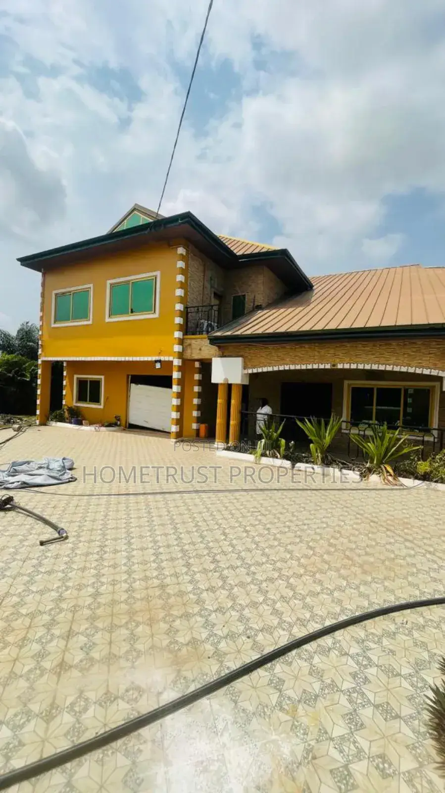 6bdrm House in Hometrust Properties, Housing Down for sale
