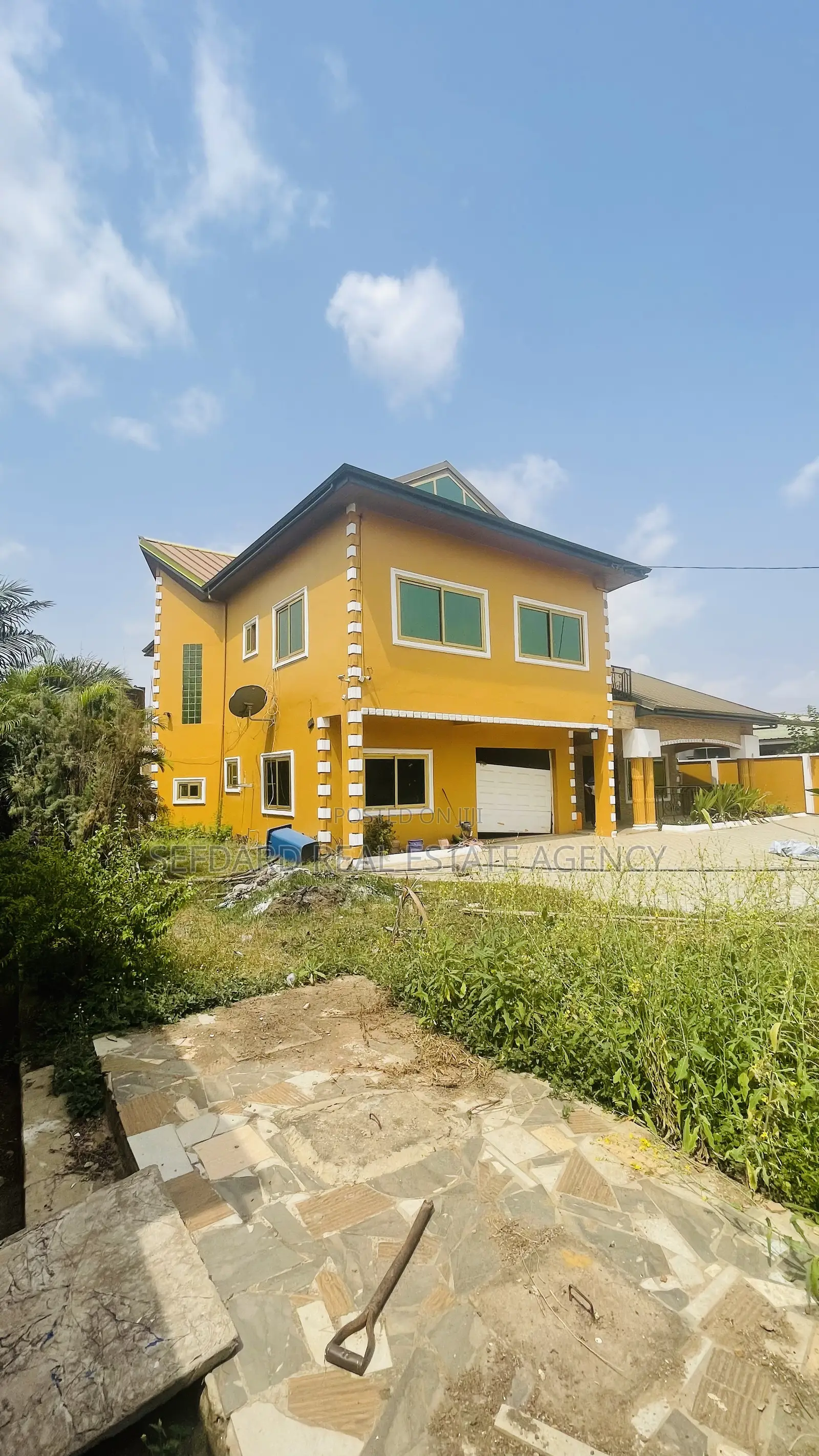 6bdrm House in Adenta for sale