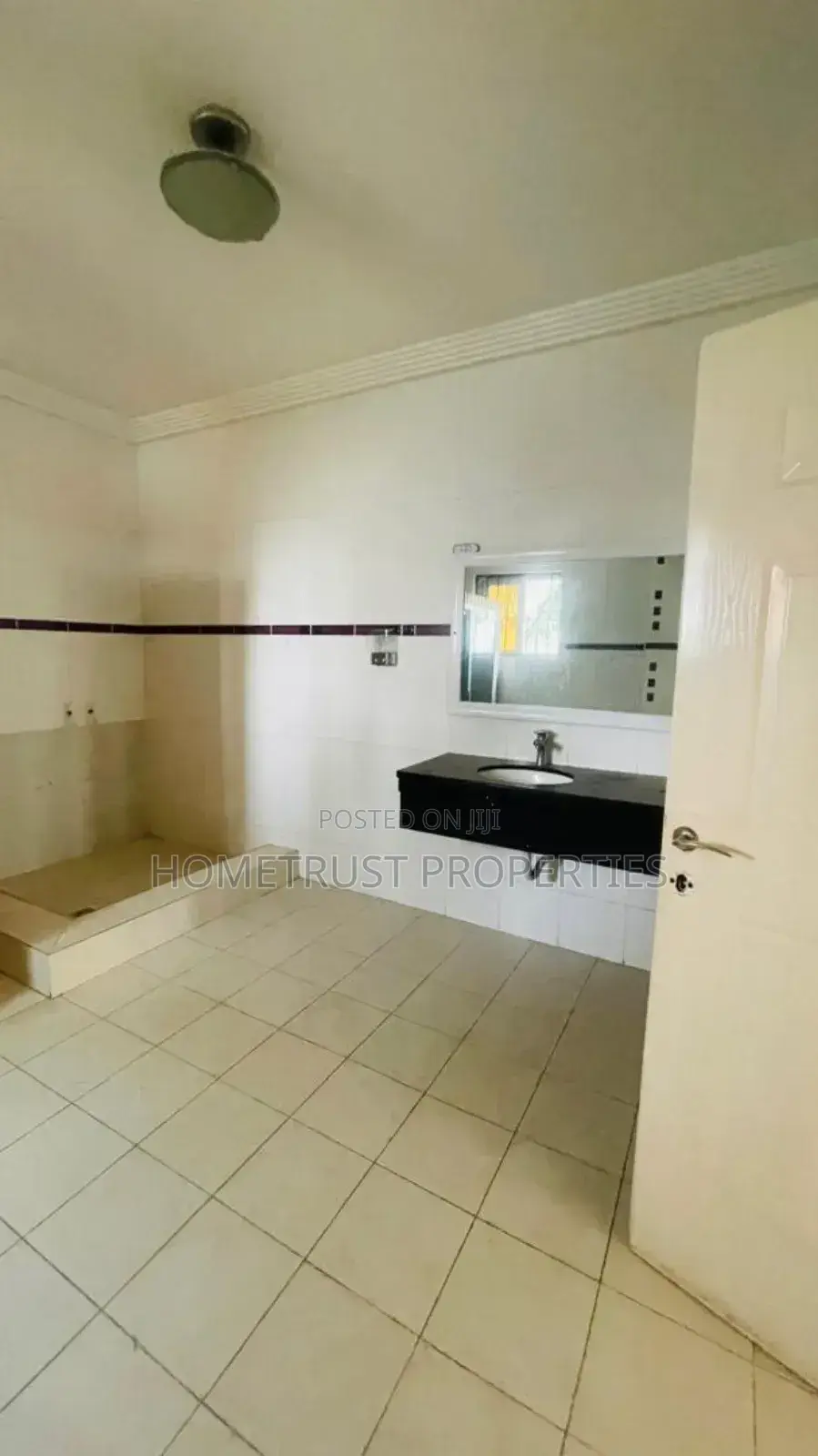 5bdrm House in Hometrust Properties, North Legon for rent